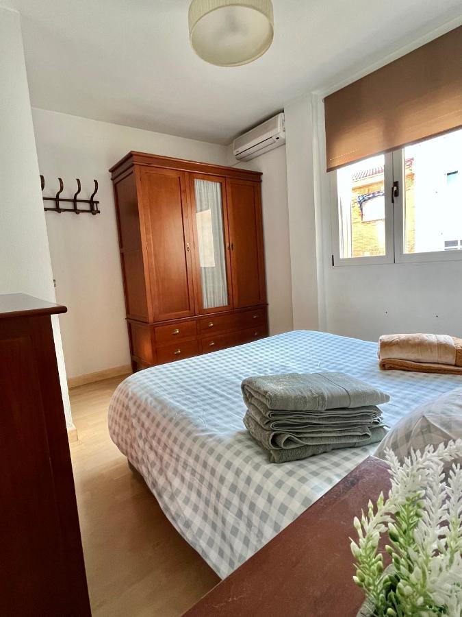 Apartamento Y Parking Армиля Екстериор снимка