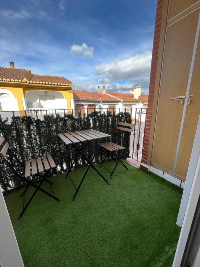 Apartamento Y Parking Армиля Екстериор снимка